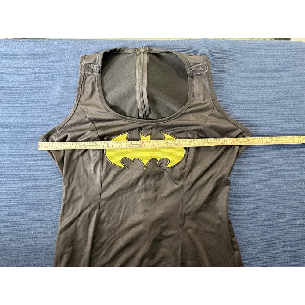 Batman Superhero Costume Dress M Black Yellow Cape Gauntlets Halloween DCCosplay - Picture 3 of 7